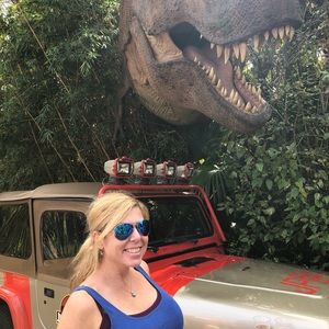 Meet your Posher, Dawn